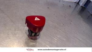 Used Panic lighting switch Citroen C3 (FC/FL/FT) 1.4 Price on request offered by Autodemontage M.J. Rutte B.V.