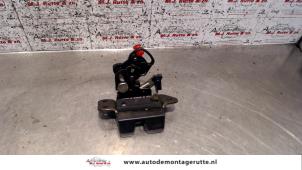 Used Tailgate lock mechanism Kia Picanto (BA) 1.0 12V Price on request offered by Autodemontage M.J. Rutte B.V.