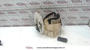 Used Electric fuel pump Opel Astra H (L48) 1.6 16V Twinport Price on request offered by Autodemontage M.J. Rutte B.V.
