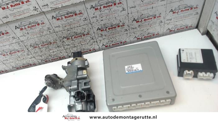 Used Ignition lock + computer Mazda 6 Sportbreak (GY19/89) 1.8i 16V Price on request offered by Autodemontage M.J. Rutte B.V.