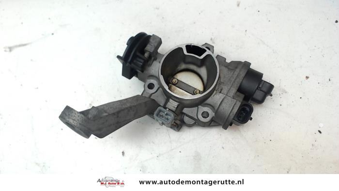 Usagé Boîtier accélérateur Renault Twingo (C06) 1.2 Prix sur demande proposé par Autodemontage M.J. Rutte B.V.