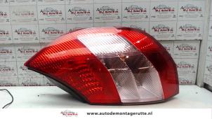 Used Taillight, right Renault Grand Scénic II (JM) 2.0 16V Price on request offered by Autodemontage M.J. Rutte B.V.