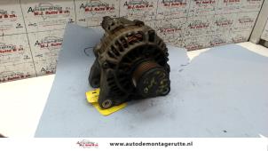 Used Dynamo Renault Clio II Societe (SB) 1.5 dCi 80 Price on request offered by Autodemontage M.J. Rutte B.V.