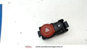 Used Panic lighting switch Renault Clio III (BR/CR) 1.2 16V 75 Price on request offered by Autodemontage M.J. Rutte B.V.