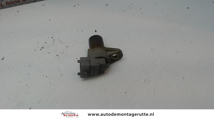 Gebrauchte Nockenwelle Sensor Mercedes C Sportcoupé (C203) 2.0 C-200K 16V Preis auf Anfrage angeboten von Autodemontage M.J. Rutte B.V.