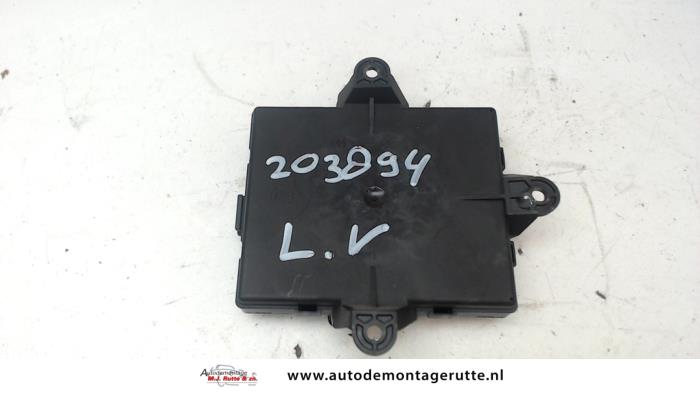 Comfort Module from a Mercedes-Benz A (W169) 2.0 A-180 CDI 16V 5-Drs. 2005
