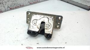 Used Tailgate lock mechanism Opel Combo (Corsa C) 1.3 CDTI 16V Price on request offered by Autodemontage M.J. Rutte B.V.