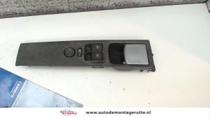 Used Multi-functional window switch Fiat Idea (350AX) 1.4 16V Price on request offered by Autodemontage M.J. Rutte B.V.