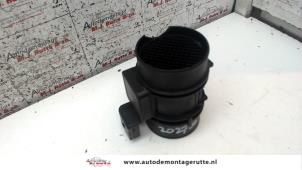 Used Airflow meter Mercedes S (W220) 4.0 S-400 CDI V8 32V Price on request offered by Autodemontage M.J. Rutte B.V.