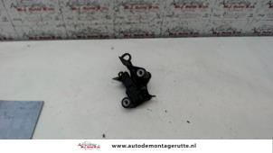 Used Central locking motor Peugeot 108 1.0 12V Price on request offered by Autodemontage M.J. Rutte B.V.