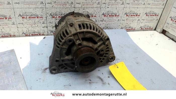 Begagnade Dynamo Mercedes Vito (638.0) 2.0 113 16V Pris på förfrågan erbjuds av Autodemontage M.J. Rutte B.V.