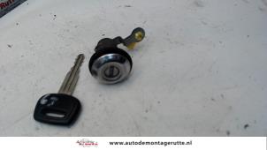 Used Rear lock cylinder Toyota Starlet (EP8/NP8) 1.3 Friend,XLi 12V Price on request offered by Autodemontage M.J. Rutte B.V.
