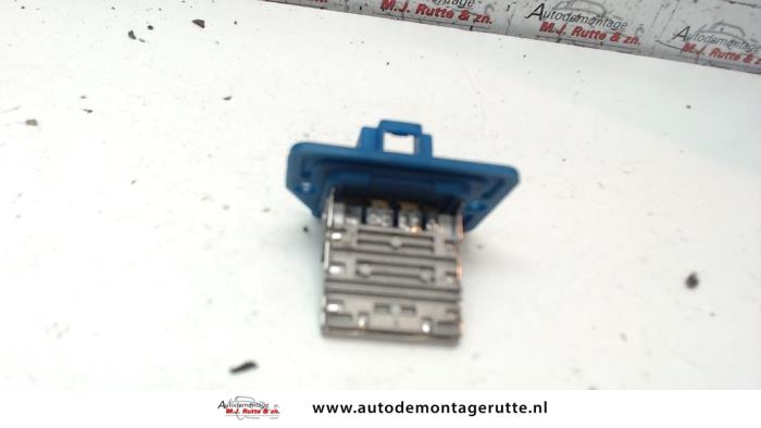 Heater resistor from a Hyundai Accent 1.6i 16V 2010