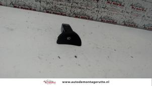Used Fog light switch Hyundai Accent 1.6i 16V Price on request offered by Autodemontage M.J. Rutte B.V.