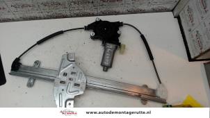 Used Window mechanism 2-door, front left Hyundai Accent 1.6i 16V Price on request offered by Autodemontage M.J. Rutte B.V.