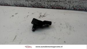 Used Mapping sensor (intake manifold) Volkswagen Transporter T4 2.5 TDI Price on request offered by Autodemontage M.J. Rutte B.V.