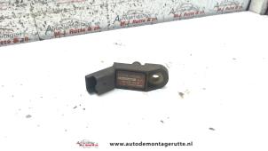 Used Mapping sensor (intake manifold) Peugeot 407 (6D) 2.0 16V Price on request offered by Autodemontage M.J. Rutte B.V.