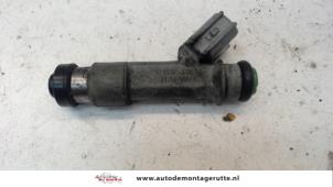 Usagé Injecteur (injection essence) Citroen C1 1.0 12V Prix € 15,00 Règlement à la marge proposé par Autodemontage M.J. Rutte B.V.