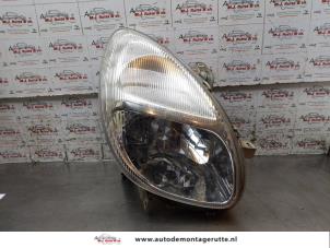 Used Headlight, right Daihatsu Sirion/Storia (M1) 1.0 12V Price € 35,00 Margin scheme offered by Autodemontage M.J. Rutte B.V.