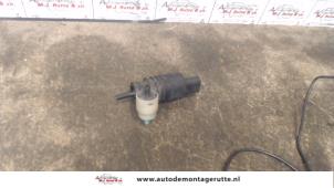Used Windscreen washer pump BMW 3 serie Compact (E36/5) 316i Price on request offered by Autodemontage M.J. Rutte B.V.