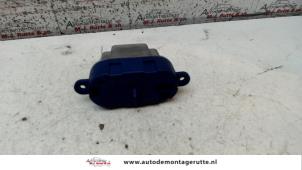 Used Heater resistor Alfa Romeo 159 Sportwagon (939BX) 1.9 JTDm 16V Price on request offered by Autodemontage M.J. Rutte B.V.