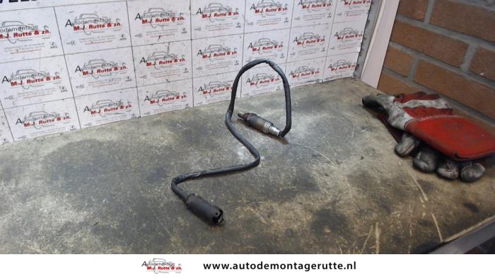 Używane Sonda lambda BMW 3 serie (E46/2) 318 Ci Cena na żądanie oferowane przez Autodemontage M.J. Rutte B.V.