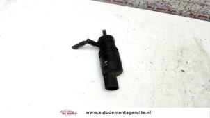 Used Rear screen washer pump Mercedes E Combi (S211) 2.2 E-220 CDI 16V Price on request offered by Autodemontage M.J. Rutte B.V.