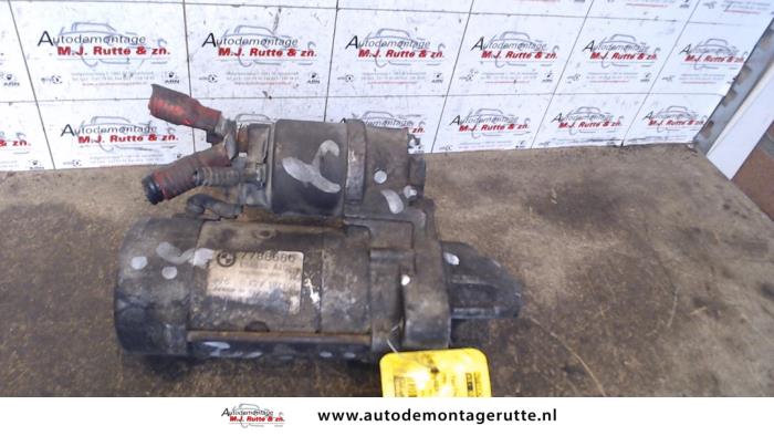 Used Starter BMW 5 serie (E60) 530d 24V Price on request offered by Autodemontage M.J. Rutte B.V.