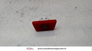 Used Panic lighting switch Peugeot 107 1.0 12V Price on request offered by Autodemontage M.J. Rutte B.V.