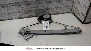 Used Rear door window mechanism 4-door, right Mitsubishi Lancer Wagon (CS) 1.6 16V Price on request offered by Autodemontage M.J. Rutte B.V.