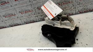 Used Front door lock mechanism 4-door, right Mitsubishi Lancer Wagon (CS) 1.6 16V Price on request offered by Autodemontage M.J. Rutte B.V.