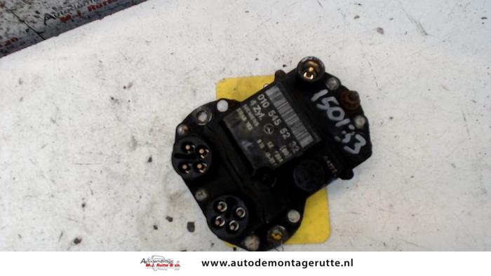Used Ignition computer Mercedes 190 (W201) 1.8 E Price € 100,00 Margin scheme offered by Autodemontage M.J. Rutte B.V.