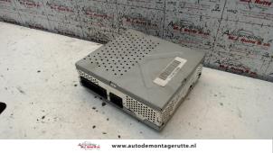 Usagé Amplificateur radio Mercedes E Combi (S211) 2.2 E-220 CDI 16V Prix sur demande proposé par Autodemontage M.J. Rutte B.V.