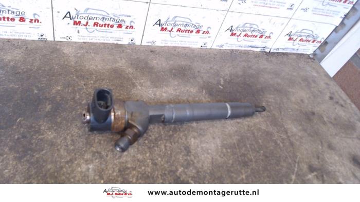 Usagé Injecteurs Mercedes C (W203) 2.2 C-200 CDI 16V Prix sur demande proposé par Autodemontage M.J. Rutte B.V.