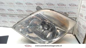 Used Headlight, left LDV Maxus 2.5 DTiC Price on request offered by Autodemontage M.J. Rutte B.V.