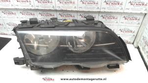 Used Headlight, right BMW 3 serie Touring (E46/3) 318i Price on request offered by Autodemontage M.J. Rutte B.V.