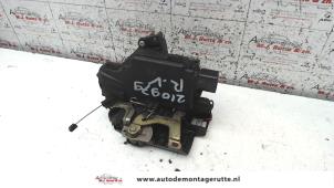 Used Front door lock mechanism 4-door, right Seat Toledo (1M2) 1.6 16V Price on request offered by Autodemontage M.J. Rutte B.V.