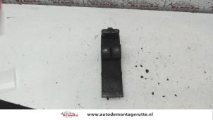Used Multi-functional window switch Seat Toledo (1M2) 1.6 16V Price on request offered by Autodemontage M.J. Rutte B.V.