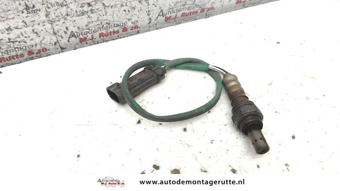 Sonde lambda Renault Clio III (BR/CR), 2005 / 2014 1.2 16V 75, Berline avec hayon arrière, Essence, 1.149cc, 55kW (75pk), FWD, D4F740; D4FD7; D4F706; D4F764; D4FE7, 2005-06 / 2014-12, BR/CR1J; BR/CRCJ; BR/CR1S; BR/CR9S; BR/CRCS; BR/CRFU; BR/CR3U; BR/CRP3 (Occasion)