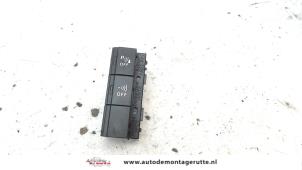Used Switch Peugeot Expert (G9) 2.0 HDi 120 Price on request offered by Autodemontage M.J. Rutte B.V.