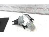 Rear wiper motor from a Renault Clio III (BR/CR) 1.2 16V 75 2006
