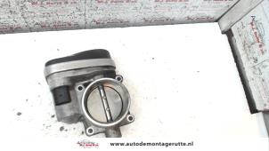 Used Throttle body BMW 3 serie (E46/4) 318i 16V Price on request offered by Autodemontage M.J. Rutte B.V.