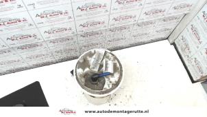 Usagé Pompe d'injection Opel Corsa D 1.0 Prix sur demande proposé par Autodemontage M.J. Rutte B.V.