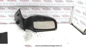 Gebrauchte Außenspiegel rechts Opel Astra H GTC (L08) 1.6 16V Preis auf Anfrage angeboten von Autodemontage M.J. Rutte B.V.