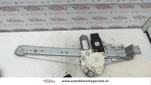 Used Rear door window mechanism 4-door, right Mercedes A (W168) 1.6 A-160 Price on request offered by Autodemontage M.J. Rutte B.V.