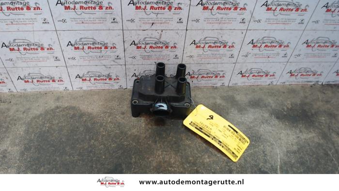 Gebrauchte Zündspule Ford Mondeo III 1.8 16V Preis auf Anfrage angeboten von Autodemontage M.J. Rutte B.V.