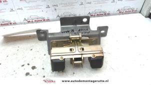 Used Tailgate lock mechanism Opel Frontera (6B) 3.2 V6 24V Price on request offered by Autodemontage M.J. Rutte B.V.