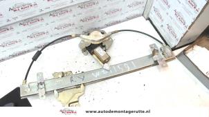 Used Window mechanism 4-door, front right Opel Frontera (6B) 3.2 V6 24V Price on request offered by Autodemontage M.J. Rutte B.V.