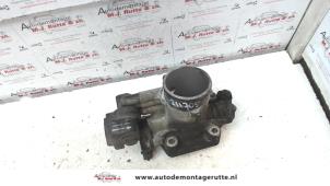 Used Throttle body Hyundai Getz 1.1i 12V Price on request offered by Autodemontage M.J. Rutte B.V.