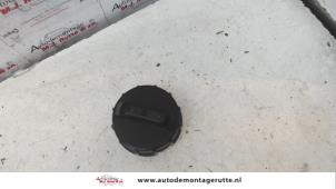 Used Fuel cap Mazda 5 (CR19) 1.8i 16V Price on request offered by Autodemontage M.J. Rutte B.V.
